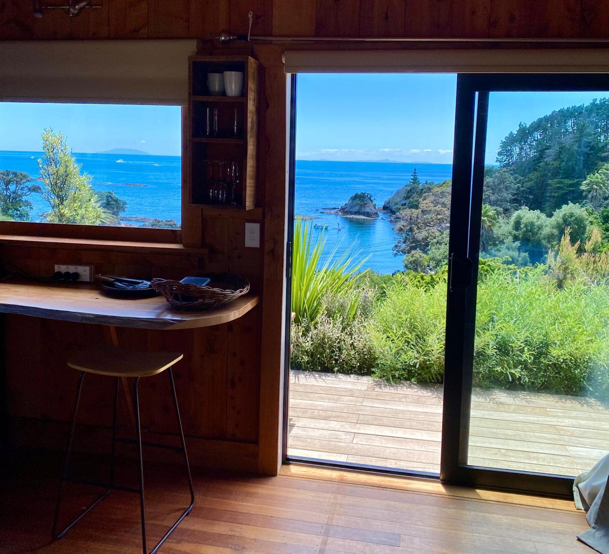 Kereru Cabin - Spectacular Seaviews, Rustic, Glamping Eco Adventure Palm Beach Екстериор снимка