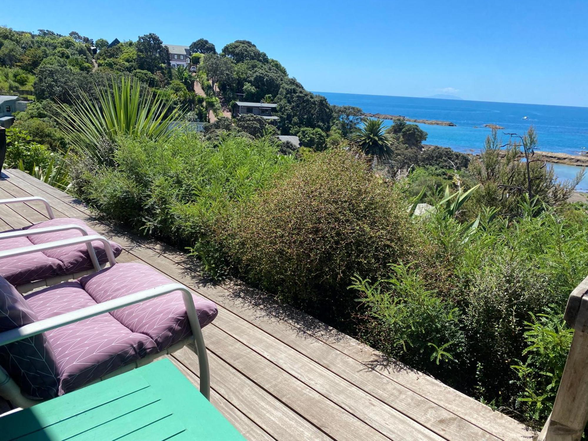 Kereru Cabin - Spectacular Seaviews, Rustic, Glamping Eco Adventure Palm Beach Екстериор снимка